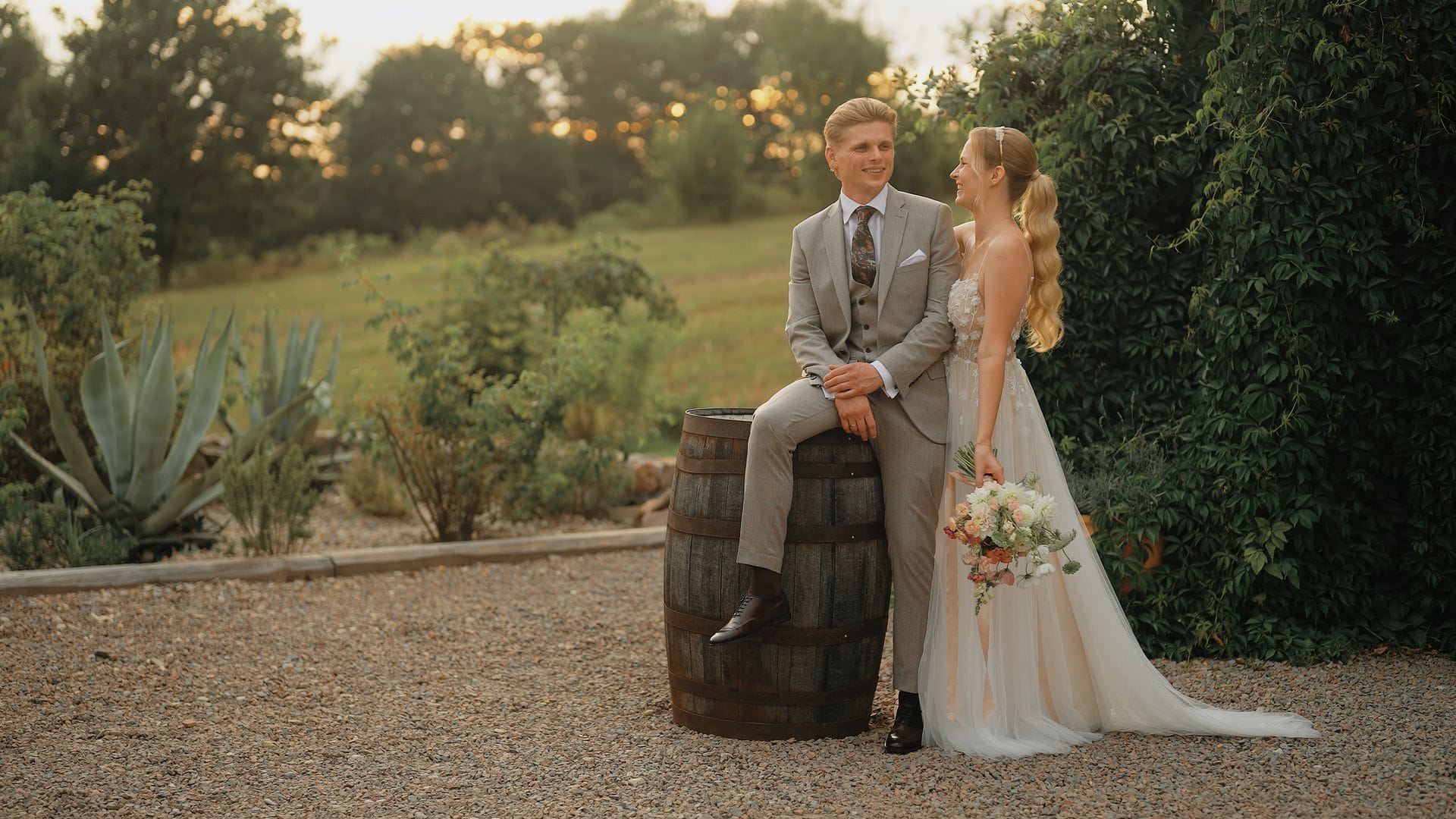 Strona główna - radosne wesele w villi love zawada film 003