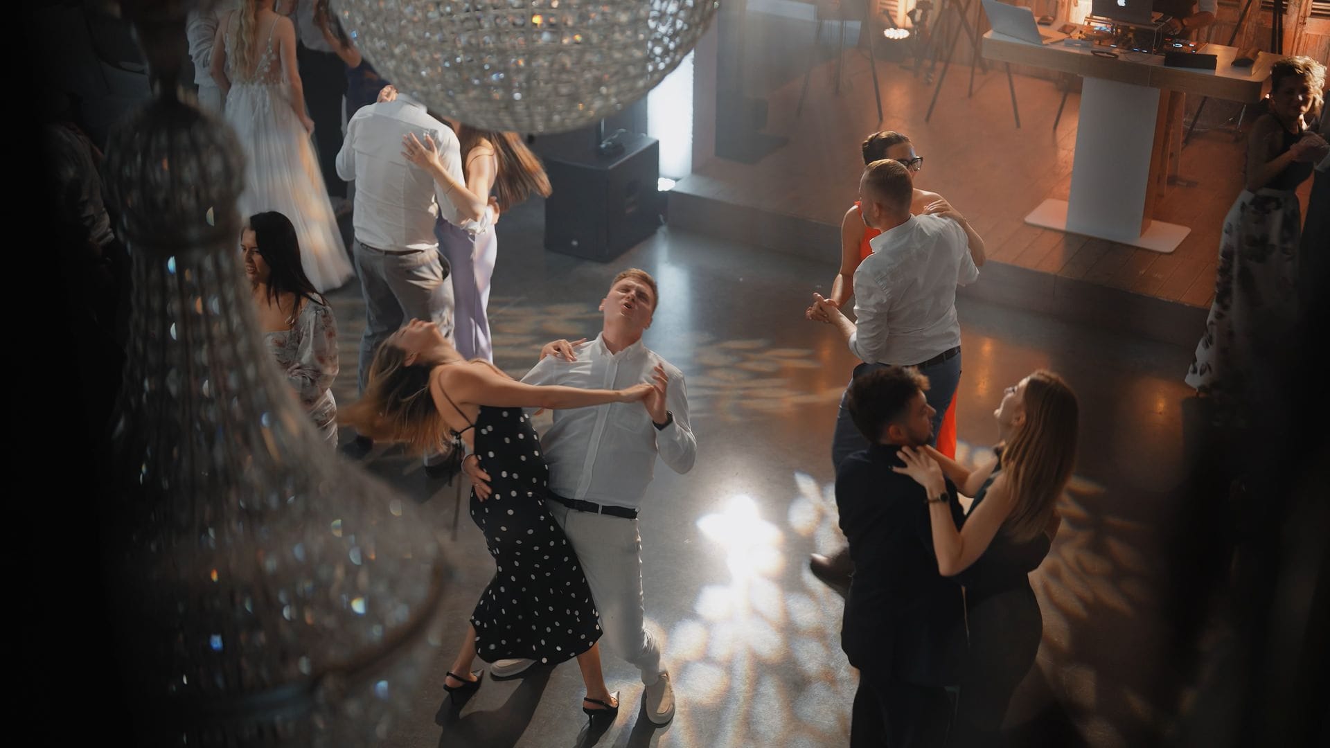 Strona główna - radosne wesele w villi love zawada film 011