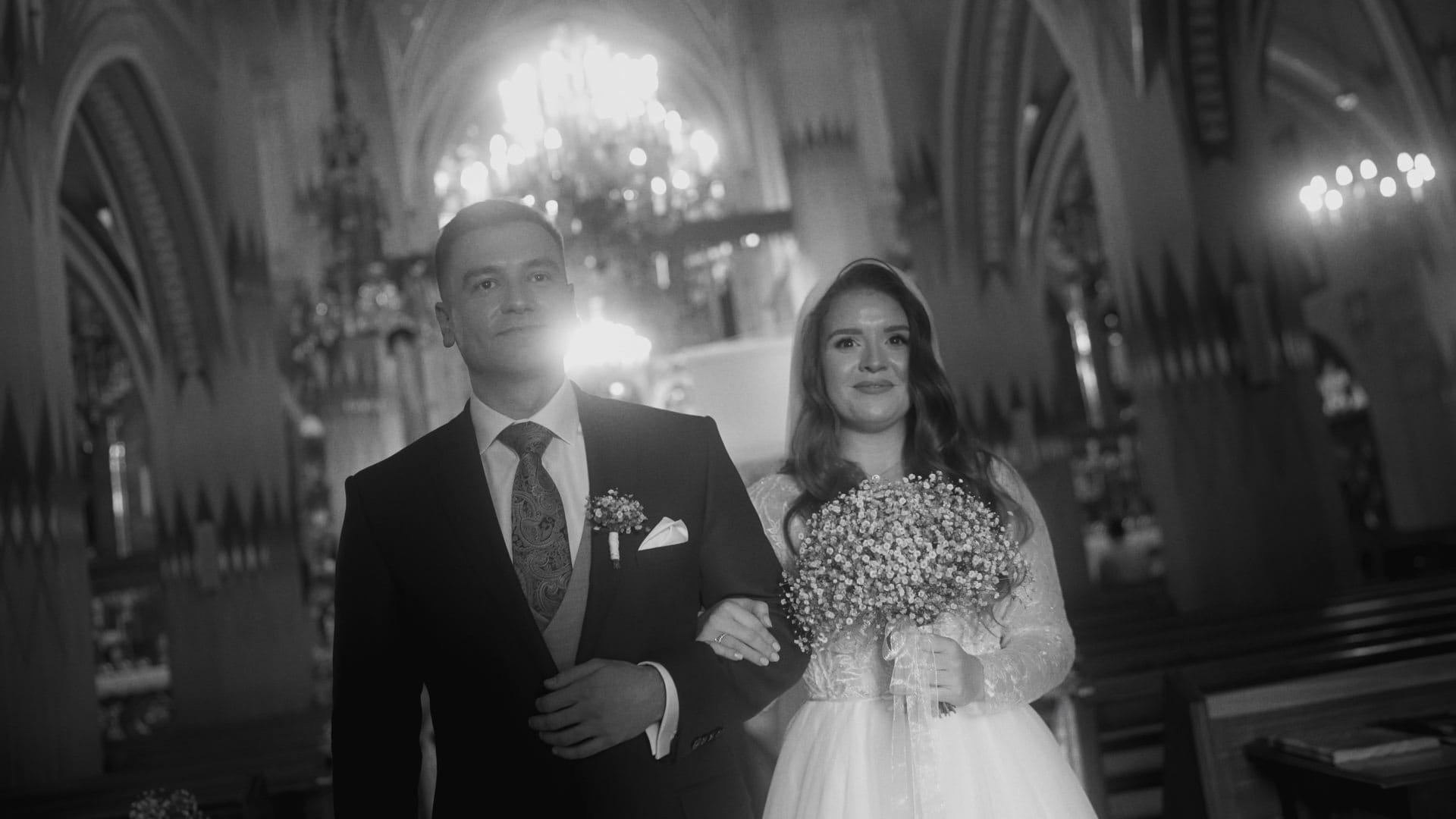 N&P - czarno-biały klip ze ślubu - teledysk w odcieniach szarosci zawada film 0009